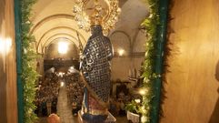 O santuario da Virxe da Barca de Mux�a acolleu onte, xoves, o primeiro d�a da novena previa � romar�a, con nutrida asistencia. Bendiciuse a nova coroa de a diario da virxe e actuou a coral polif�nica Costa da Morte, de Cee, dirixida por Isidro Caama�o. 