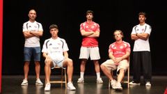 Cinco jugadores de la UD Ourense presentaron las camisetas de la temporada 2026-27 en el Teatro Principal.