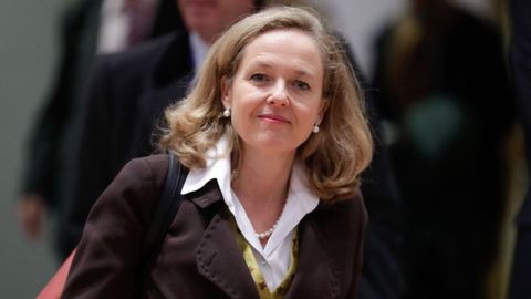 La vicepresidenta econ�mica, la gallega Nadia Calvi�o tendr� un papel protagonista en la negociaci�n de los ajustes con Bruselas