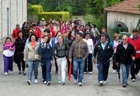 Los participantes variaron la ruta de la Cami�ata debido al mal tiempo.