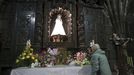 El ajuar de la Virgen de Chamorro, que ser� restaurada en los pr�ximos d�as, fue robado en abril. 