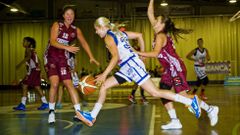 El Star Center Uni Ferrol lleva cinco victorias en la Liga Femenina