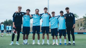 Los jugadores del Celta Izan Server, Hugo Gonz�lez, Joel L�pez, Hugo Burcio, �scar Marcos, �ngel Arcos y Coke Carrillo.