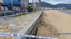 El lunes se cort&oacute; parte del paseo y hoy se ampli&oacute; la zona afectada por un posible derrumbe