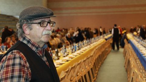 Codillo.M�s de 1.050 comensales se citaron en la Festa do Codillo