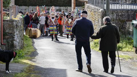 5�. Irmandade de entroidos en Armariz
