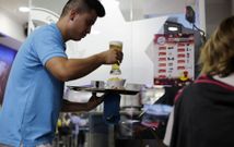 El sector de los servicios volvi� a ser el que m�s empleo cre� en la provincia de Ourense. 