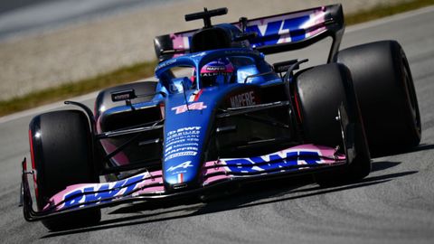 Fernando Alonso durante los terceros entrenamientos libres del Gran Premio de Espa�a de F�rmula Uno  en el circuito de Barcelona-Catalu�a, en Montmel�