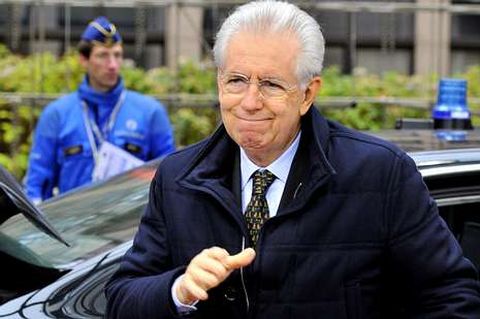 Monti, ayer a su llegada a la cumbre de lderes europeos.