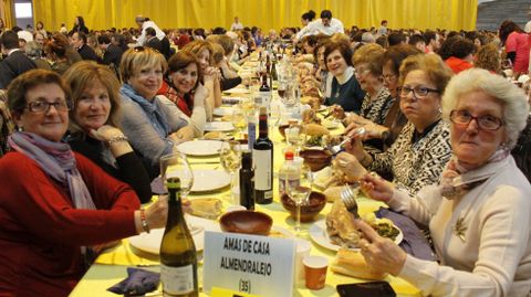 El codillo triunf� en A R�a.M�s de 800 personas degustaron codillo en el pabell�n