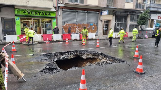El socav�n, en Pena Trevinca, cerca del cruce con Serra de Queixa