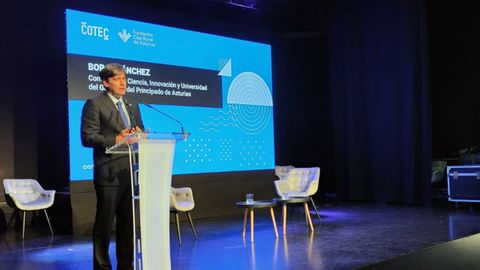 Borja S�nchez en la presentaci�n del informe de Cotec