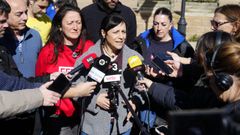 La representante del sindicato Ustec�Iolanda Segura, junto a representantes de otros sindicatos el viernes.