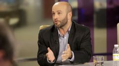 En V Televisin. Villares pasou por Va V e tratou de defender a unidade de En Marea pese  dobre militancia dos seus cargos electos: Somos unha organizacin nica, insistiu. 