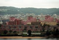 Vista de las viviendas del barrio de Caranza. 