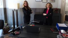 Alicia L�pez, directora de la agencia Lazos, con Julia Gallego, �coach� y asesora de la firma.