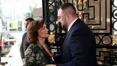 Adrin Barbn y Carmen Calvo