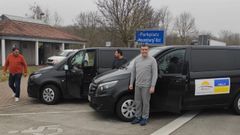 Miembros de la fundación Mencer de Bergondo en Alemania con destino Polonia para recoger refugiados