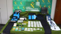 Objetos incautados a los detenidos por los robos en el HUCA