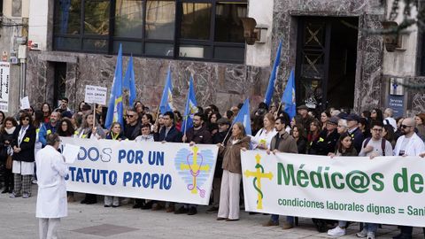 El Sindicato M�dico Profesional de Asturias (Simpa) convoca una concentraci�n en la tercera de las cuatro jornadas de huelga convocadas en todo el pa�s por las condiciones profesionales de los m�dicos