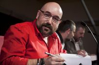 Rivadulla Corc�n recompilou en papel os seus relatos radiof�nicos