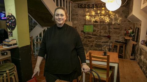Paula Chouza, hostelera de Ribeira al frente de la asociaci�n del sector en el municipio