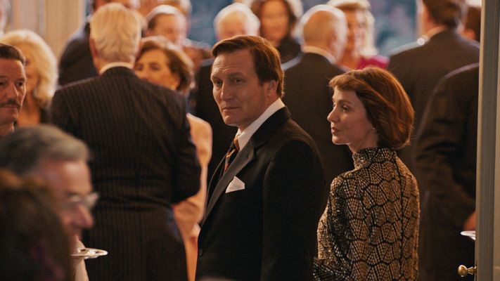 El actor Oliver Masucci da vida a Alfred Herrhausen en la miniserie