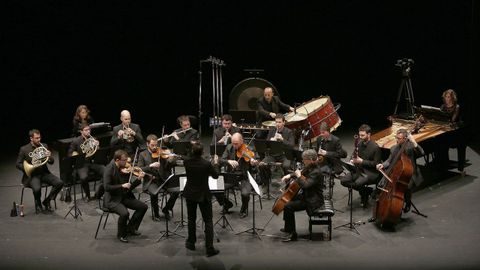 Imagen de archivo de un concierto en el teatro Rosal�a de Castro