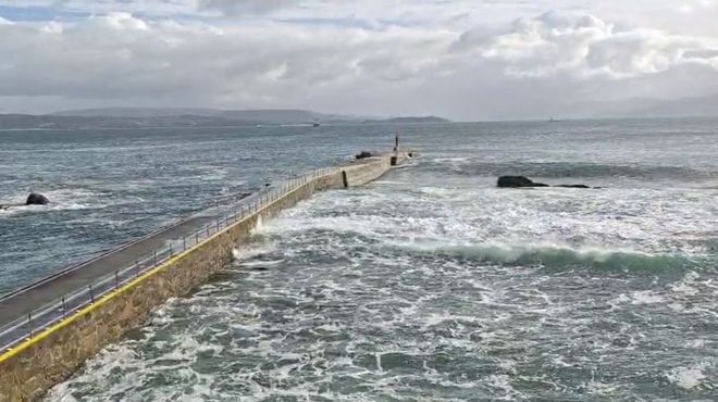 El muelle de Ons esta semana en una imagen facilitada por el Parque Nacional