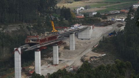 Imagen de las obras del AVE en Bregua en el 2008.