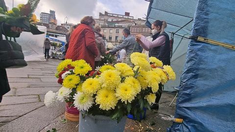 Mercado de las flores de difuntos en la Ferrera