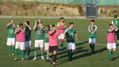 Los crucenses celebrando la �ltima victoria ante el Urdilde.