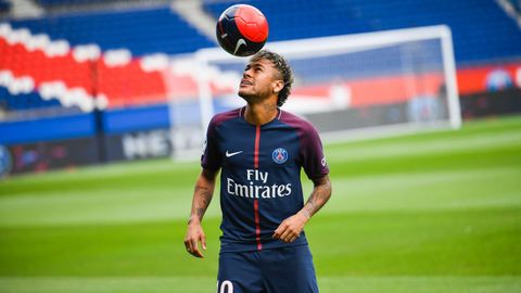 Presentaci�n de Neymar con el PSG