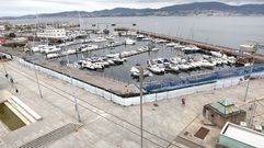 El paseo donde se celebrar la esta edicin de O Marisquio junto al muelle, todava en obras, donde tuvo lugar el accidente