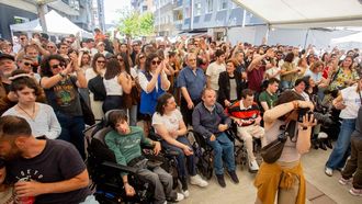 El p�blico se volc� durante toda la jornada con los artistas.