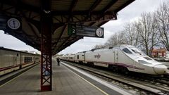 El tren m�s afectado sali� de la estaci�n de Ferrol a las seis menos cinco de la ma�ana