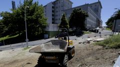 Obras para la zona de estacionamiento gratuito en el hospital materno infantil Teresa Herrera de A Coru�a (Chuac) 
