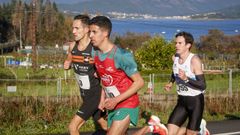 El mar acompa�a a los corredores durante el recorrido por la AC-550.