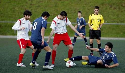 Grixoa y Dumbr�a jugaron un partido de poder a poder.