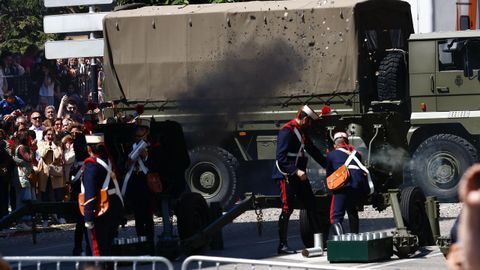 Agrupaciones militares a su llegada al desfile militar