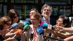 In�s Herreros, presidenta de la Uni�n Progresista de Fiscales, atiende a los medios este lunes en presencia de Juan Jos� Carbonero, de la Asociaci�n Profesional de la Magistratura, y de Cristina Dexeus, de la Asociaci�n de Fiscales.