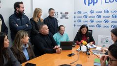 Elena Candia, con varios de sus concejales en la primera comparecencia del a�o