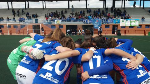 Real Oviedo Femenino Logroo.Las jugadoras del Real Oviedo Femenino, antes del encuentro