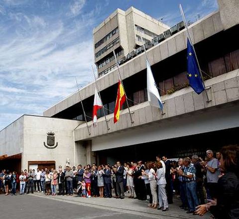 El Concello aplaza el pleno del prximo lunes al siguiente.