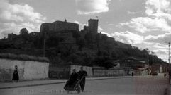 El monte de San Vicente visto desde la calle Doctor Casares. en una foto del ao 1936 del aleman Erich Andres