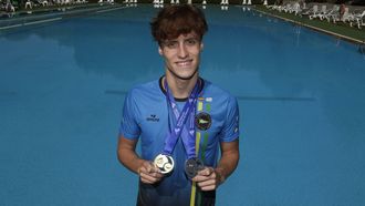 Paulo Rivas con las medallas conseguidas en el Campeonato de Espaa