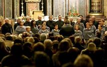 La Coral de A Bola ofreci� ayer un concierto dentro del festival que organiza el Concello.