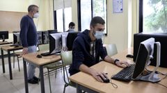 Imagen de archivo de una clase de FP en el IES Pontepedri�a, en Santiago