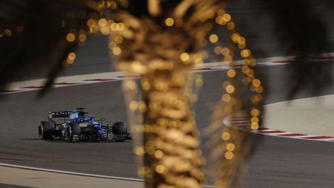 Fernando Alonso durante la clasificaci�n de este s�bado en el Gran Premio de Bahr�in