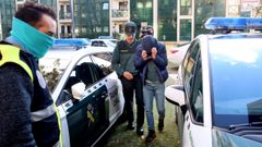 Llegada de los detenidos en la operaci�n del narcosubmarino a los juzgados de Cangas